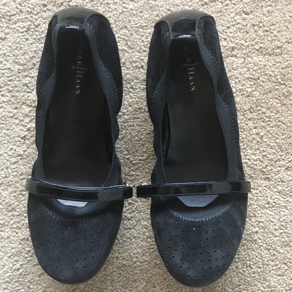 Cole Haan black suede ballet flats 6B - Picture 2 of 6